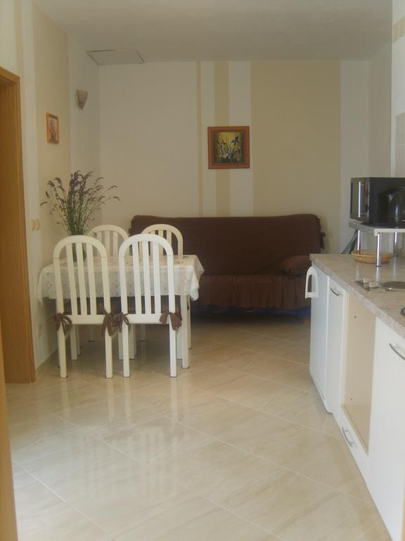 Apartments Iva Alla Trogir Bilik gambar